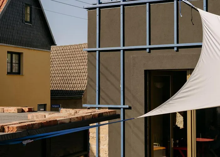 - Feuer Und Flamme יינה